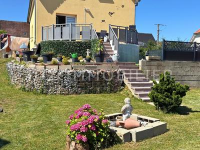 Maison - 104 m² - 5 pièces