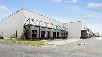 Local d'activité / Entrepôt - 6 704 m²