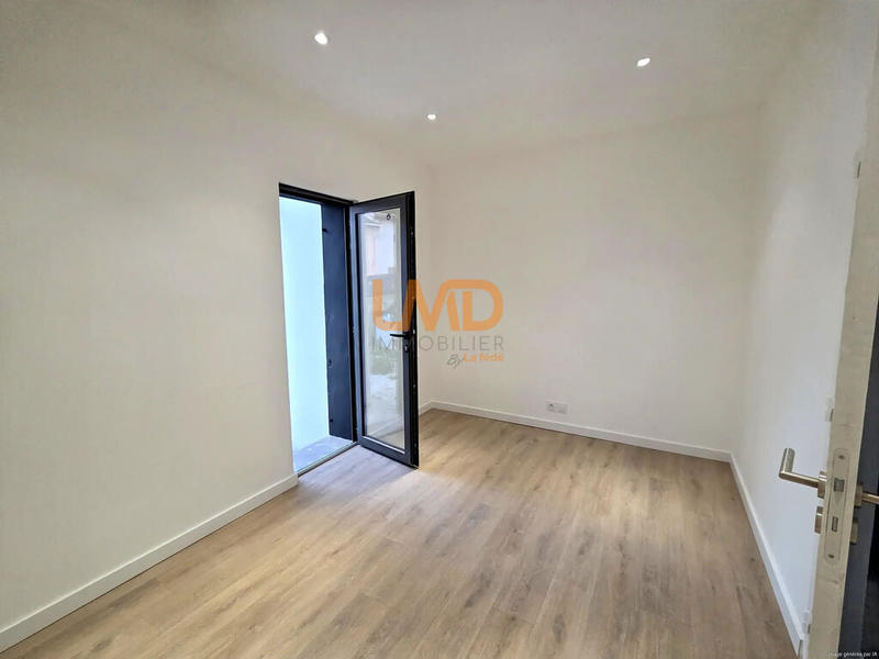 Maison - 200 m² - 9 pièces