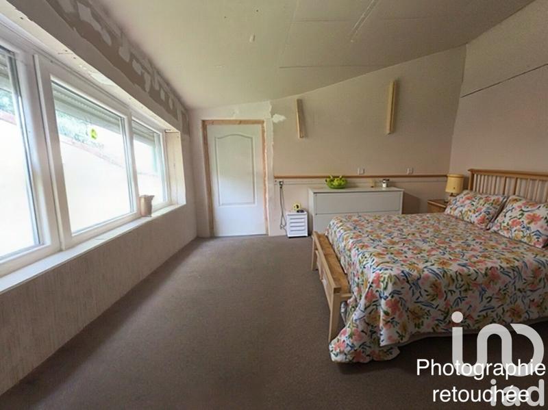 Maison - 330 m² - 10 pièces