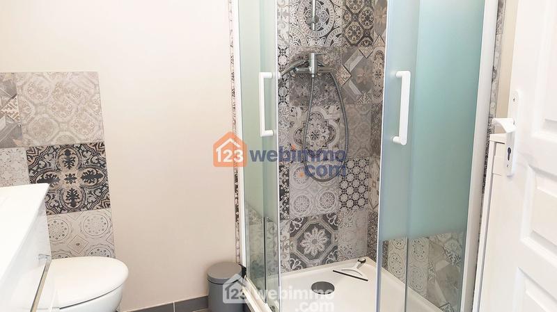 Maison - 200 m² - 10 pièces