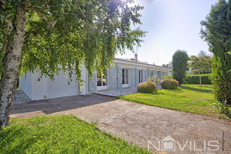 Villa - 137 m² - 6 pièces