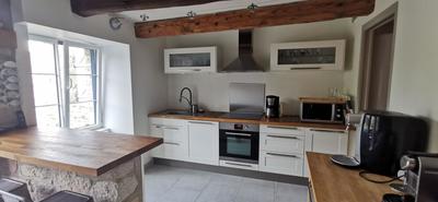 Maison - 75 m² - 5 pièces