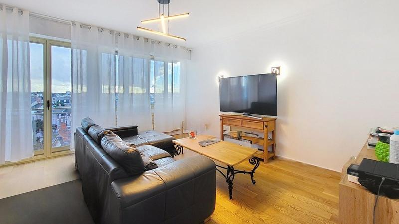 Appartement - 107 m² - 5 pièces