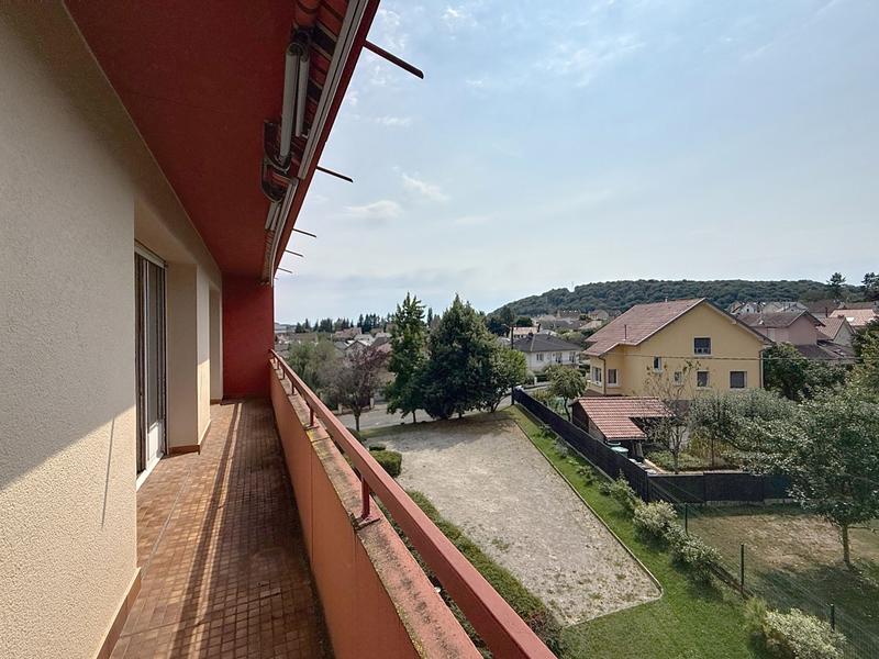 Appartement - 80 m² - 4 pièces