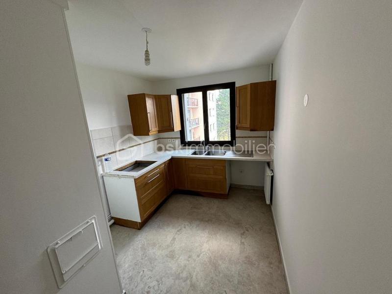 Appartement - 82 m² - 4 pièces