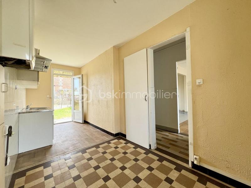 Maison - 93 m² - 4 pièces