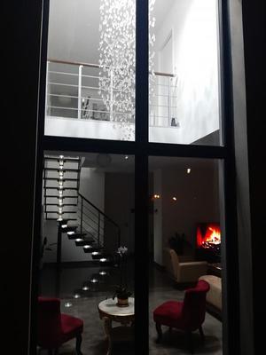 Maison - 180 m² - 6 pièces