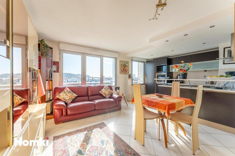 Appartement - 65 m² - 3 pièces