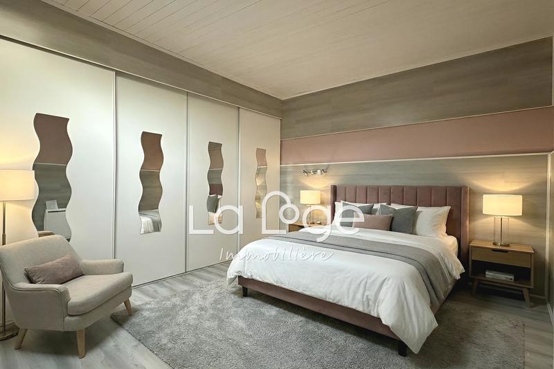 Appartement - 94 m² - 4 pièces