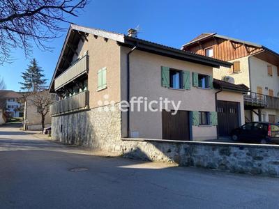 Maison - 146 m² - 5 pièces