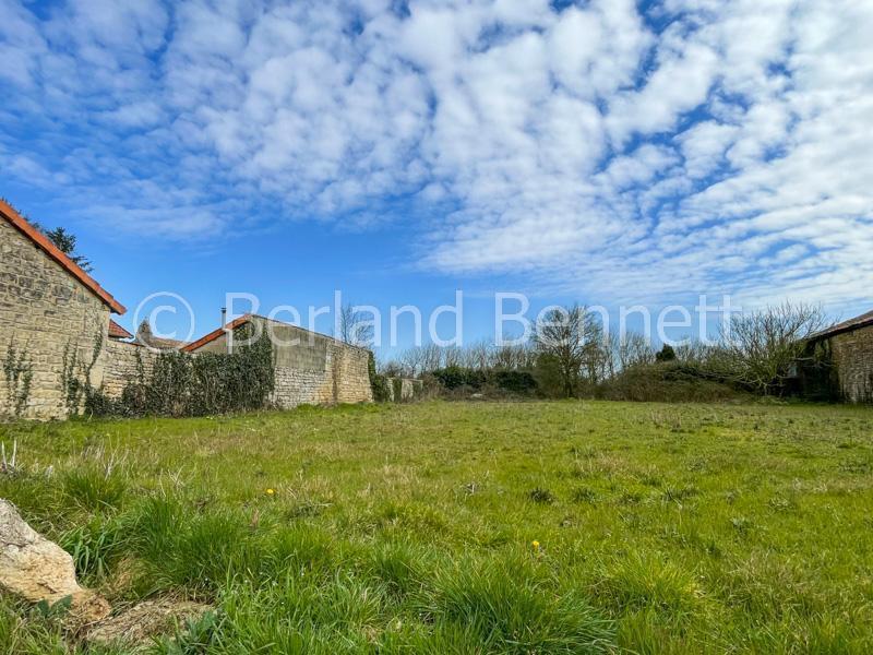 Terrain constructible - 856 m²