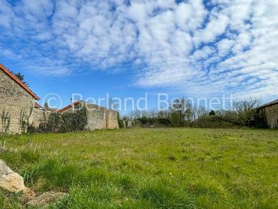 Terrain constructible - 856 m²