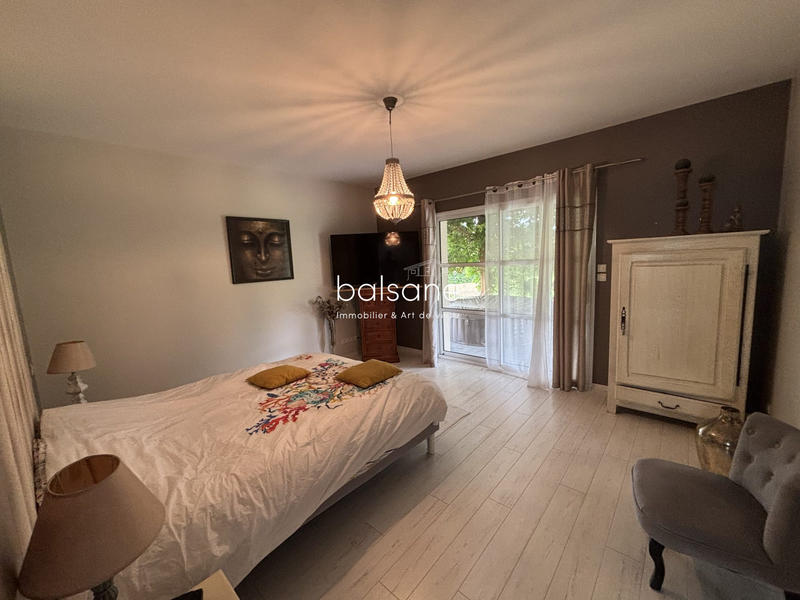 Maison - 190 m² - 6 pièces