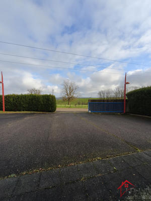 Local d'activités - 187 m²