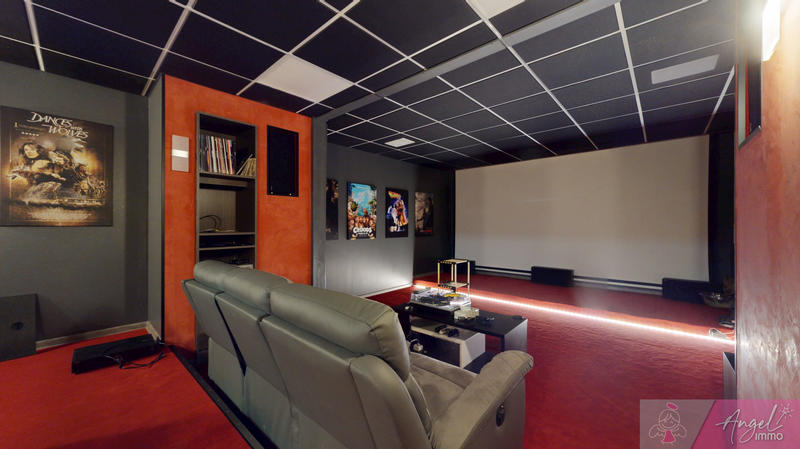 Maison - 476 m² - 10 pièces