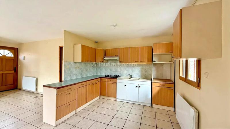 Maison - 80 m² - 4 pièces