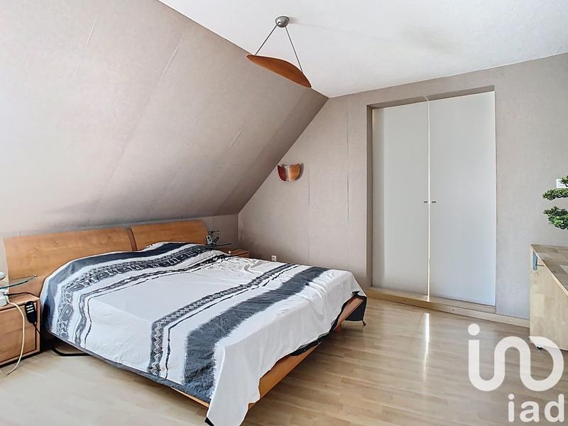 Maison - 179 m² - 7 pièces