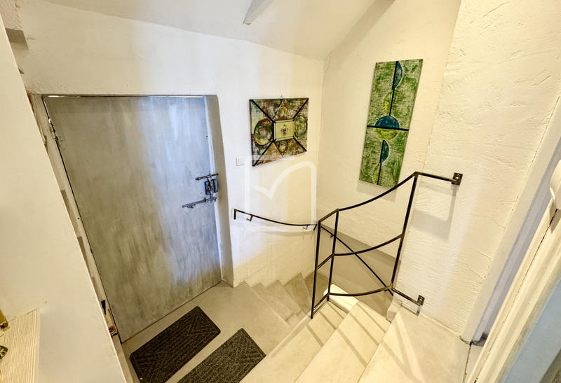 Maison - 290 m² - 11 pièces