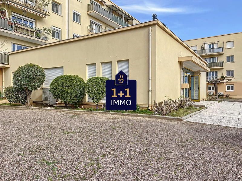 Local d'activités - 164 m² - 5 pièces