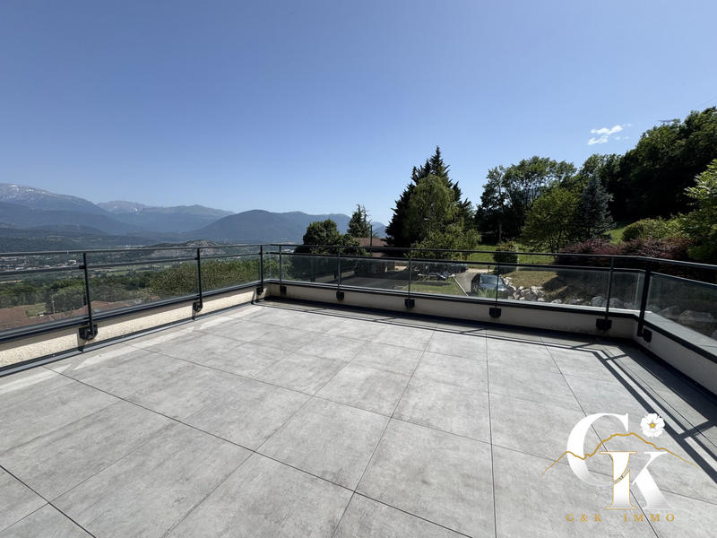 Maison - 160 m² - 6 pièces