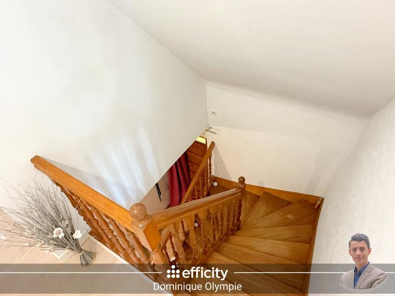 Maison - 142 m² - 6 pièces