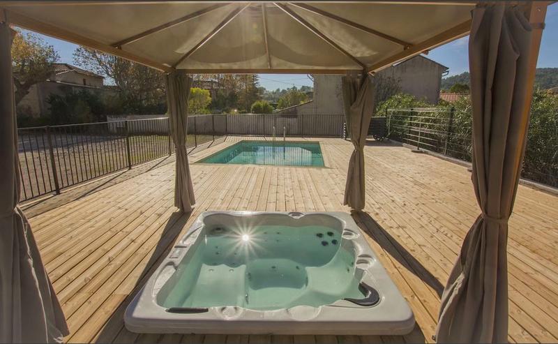 Local d'activités - 476 m²