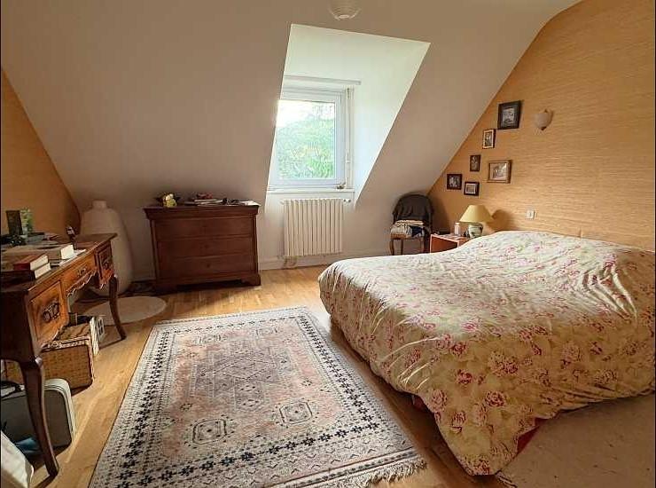 Maison - 143 m² - 6 pièces