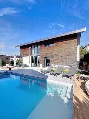 Villa - 222 m² - 5 pièces