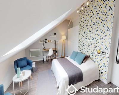 Chambre - 90 m² - 1 pièce