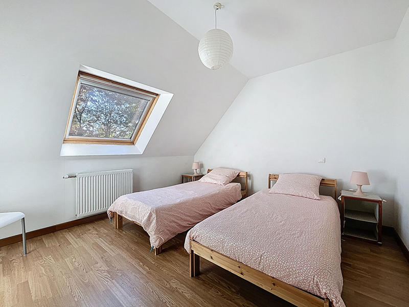 Maison - 95 m² - 5 pièces