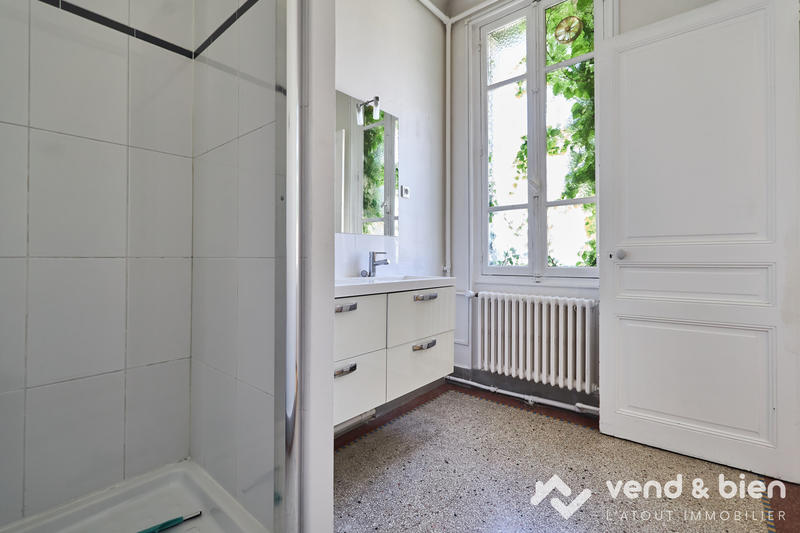 Appartement - 147 m² - 5 pièces