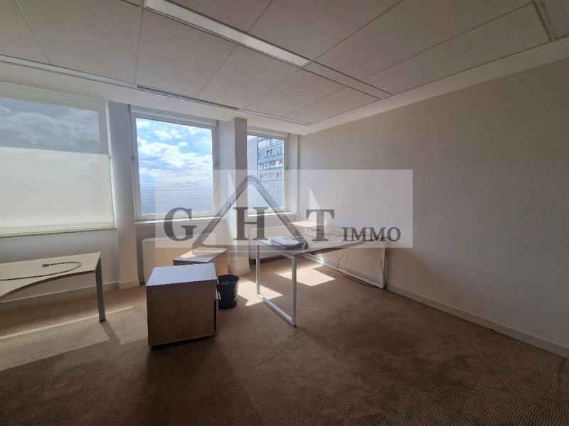 Bureau - 1 529 m²
