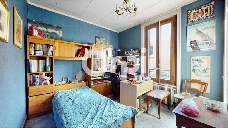 Maison - 168 m² - 7 pièces