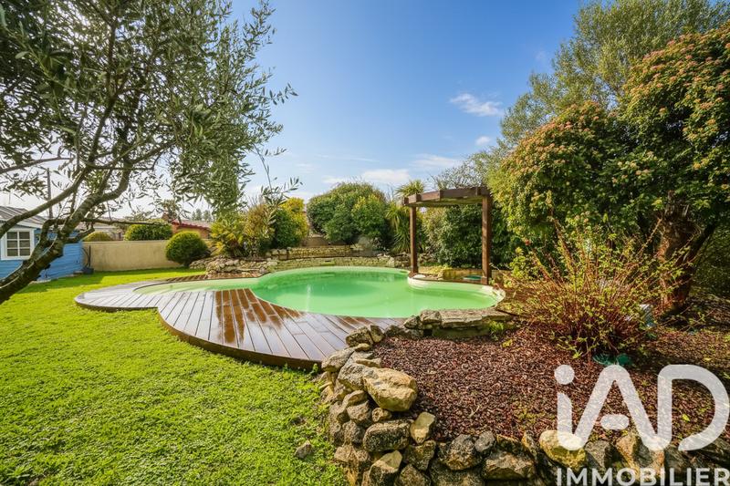 Maison - 192 m² - 7 pièces