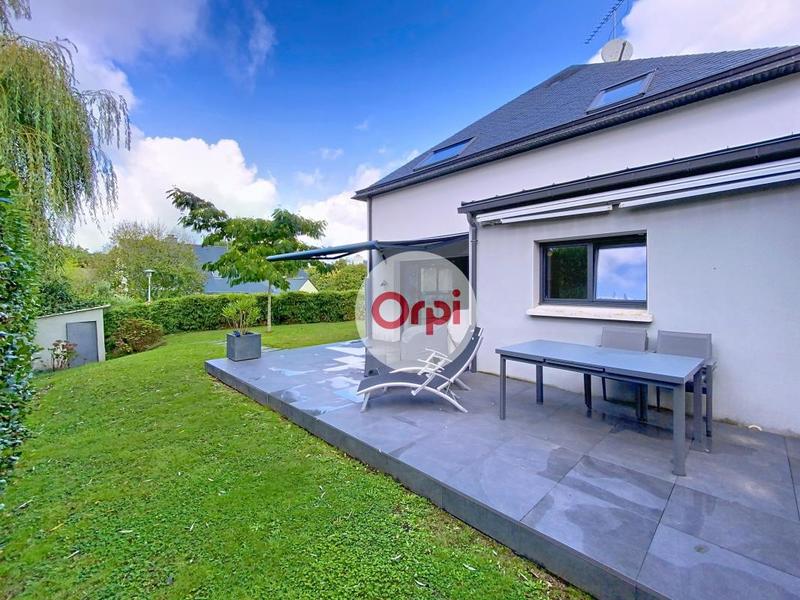 Maison - 92 m² - 5 pièces