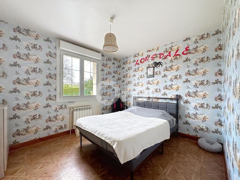 Maison - 90 m² - 4 pièces