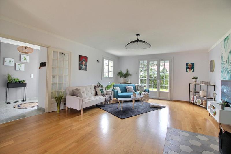 Maison - 157 m² - 6 pièces