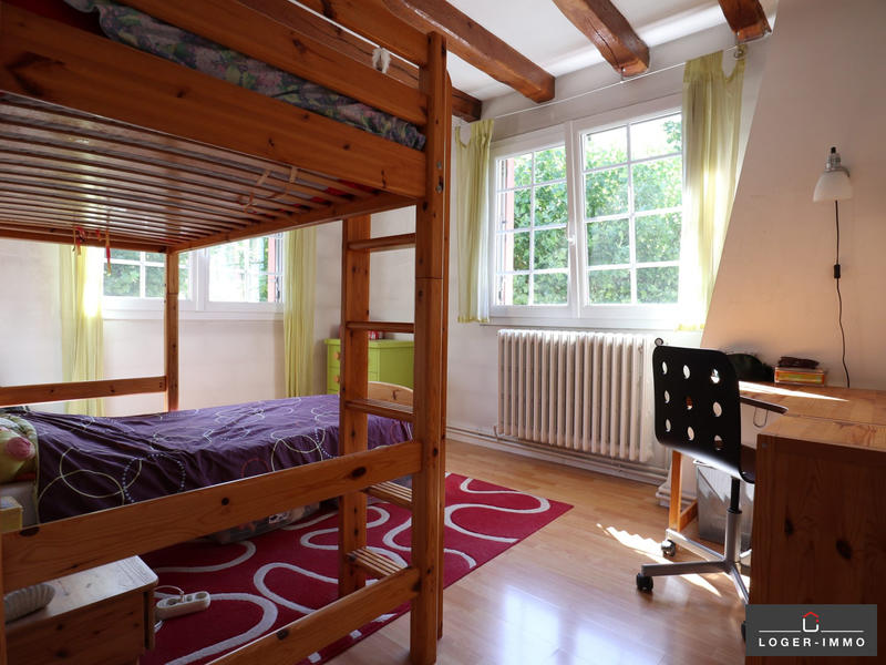 Maison - 148 m² - 8 pièces