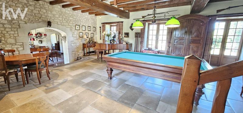 Maison chambre d'hôtes - 424 m² - 10 pièces