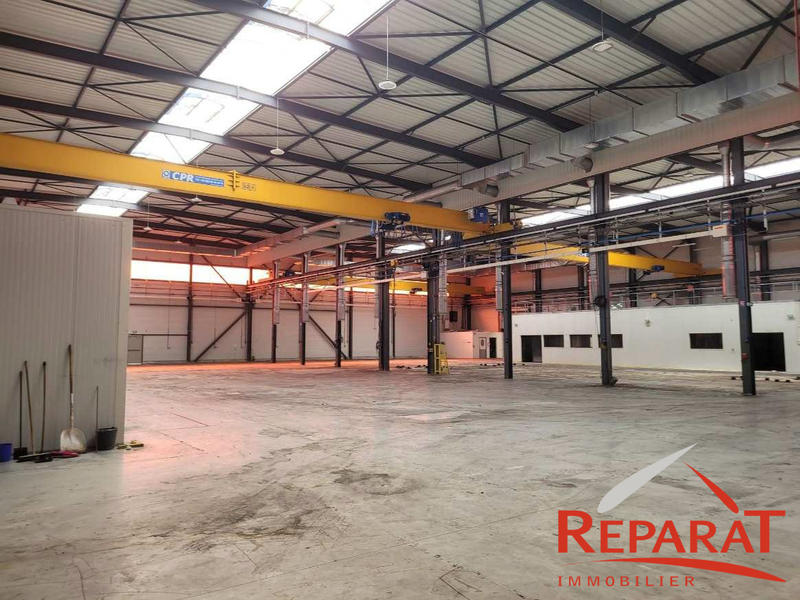 Local commercial - 4 174 m²