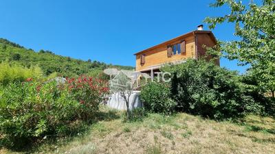 Maison - 105 m² - 5 pièces