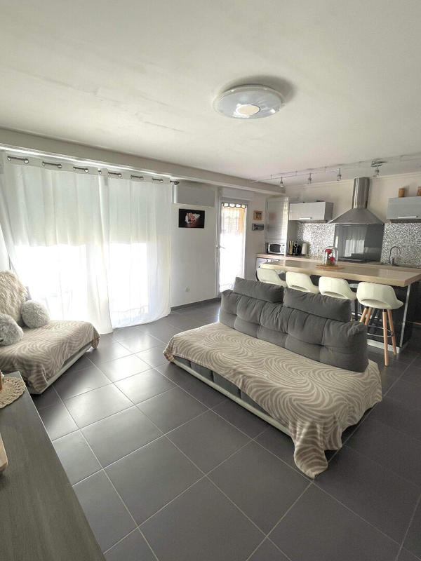 Appartement - 81 m² - 4 pièces