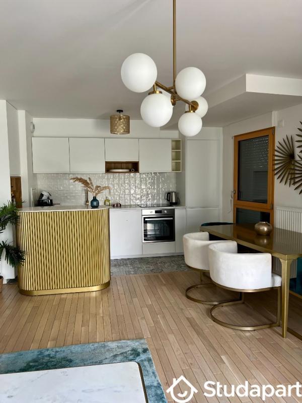 Chambre - 13 m² - 1 pièce