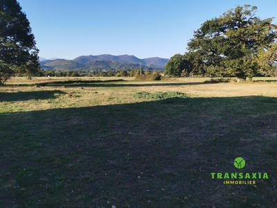 Terrain - 3 840 m²