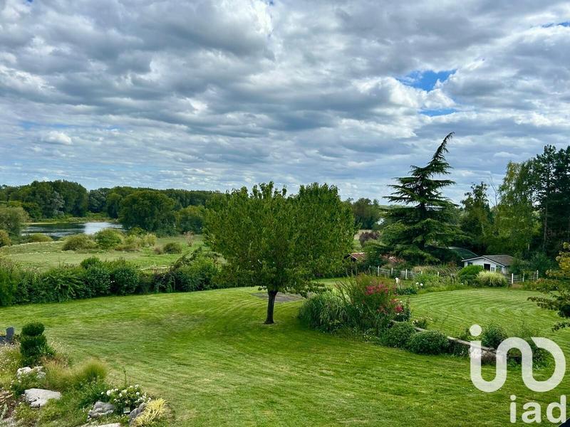 Maison - 360 m² - 10 pièces