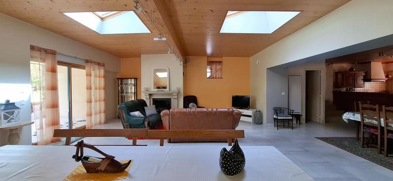 Maison - 194 m² - 7 pièces