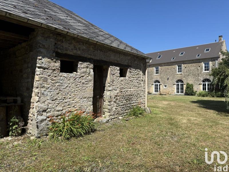 Maison - 496 m² - 14 pièces