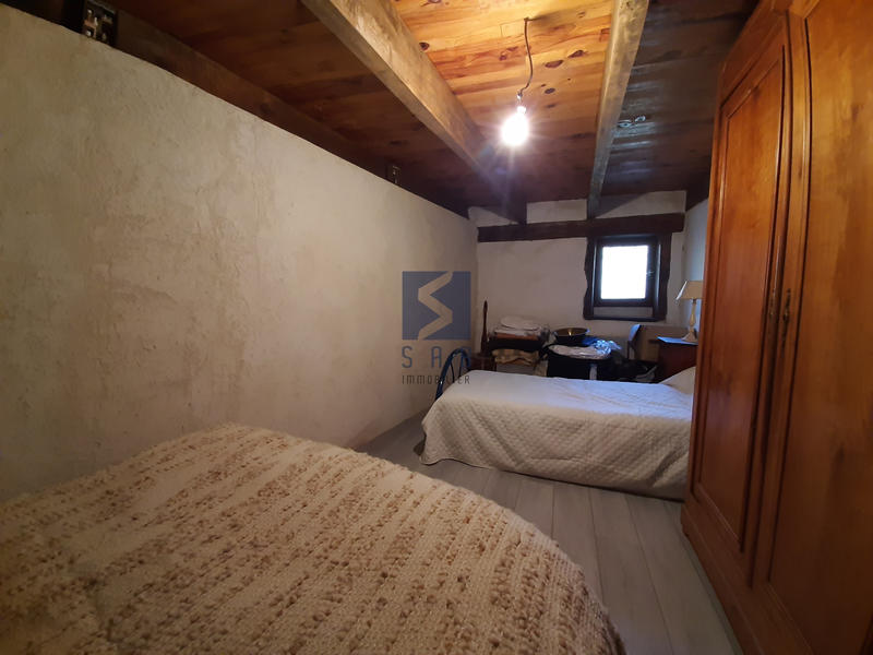 Maison - 182 m² - 7 pièces