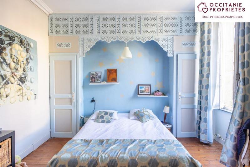 Maison de village - 315 m² - 12 pièces